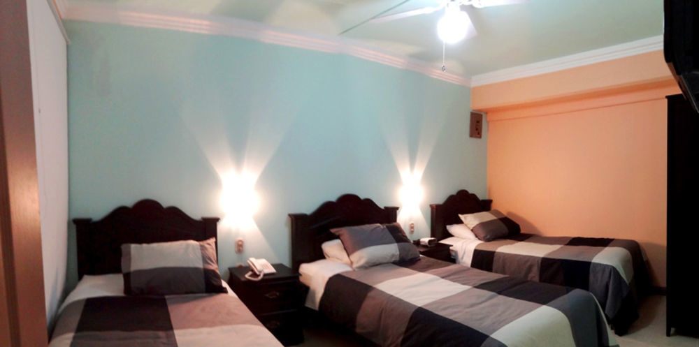 Hotel Eskalima Алахуэла Экстерьер фото